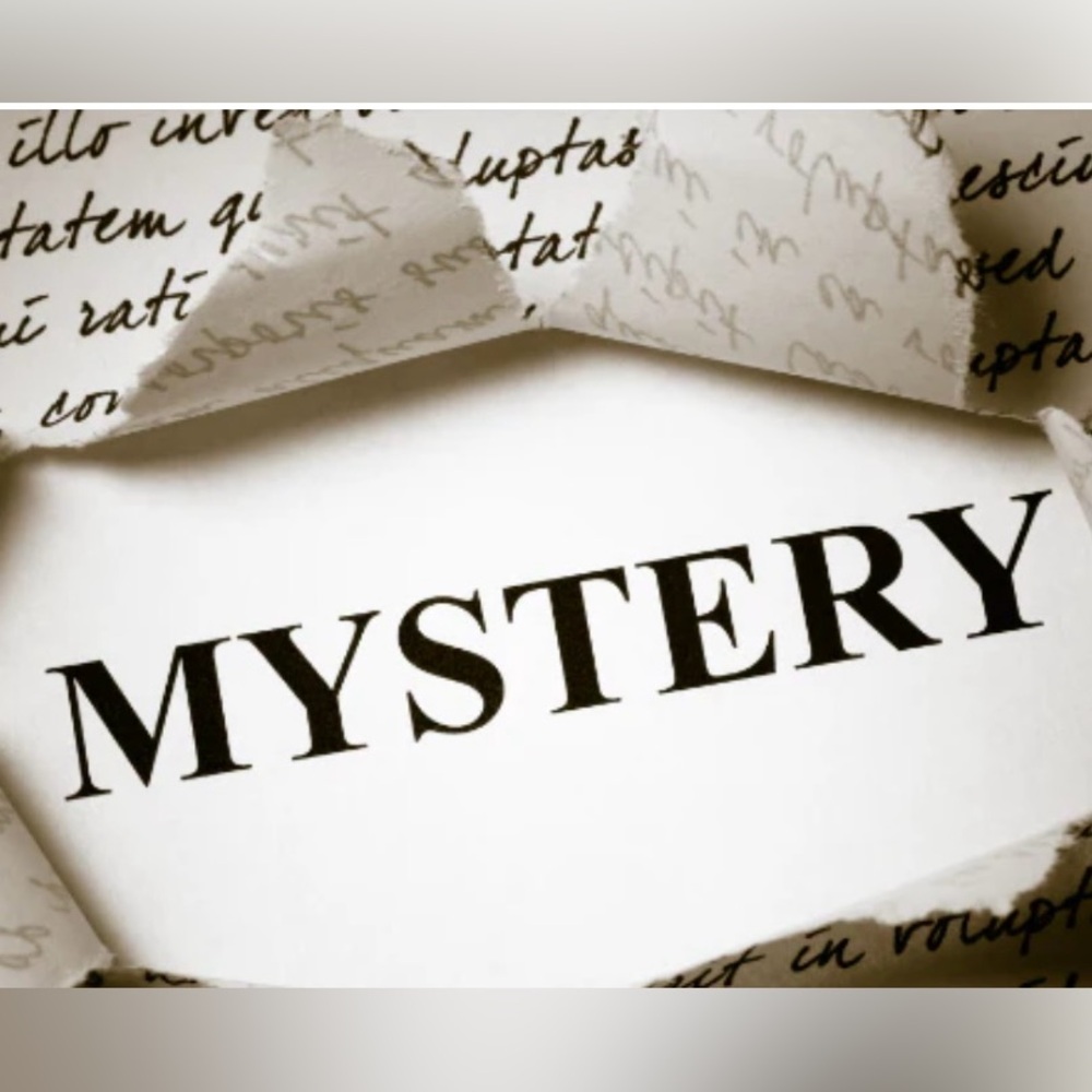 Mystery package 4 items